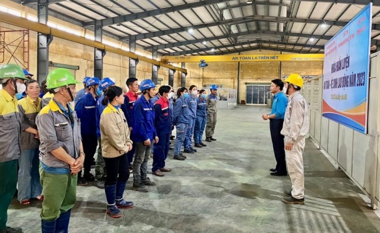 Học Chứng Chỉ An Toàn Lao Động: Thời Gian, Chi Phí, Quy Trình Cấp Chứng Chỉ 2026 Tại TP.HCM